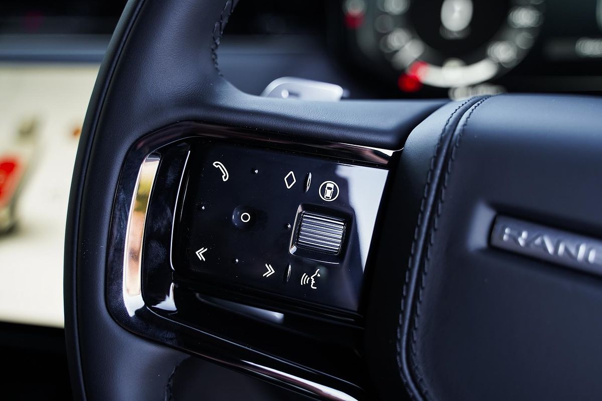 2025 Land Rover Range Rover Sport P530 Autobiography L461