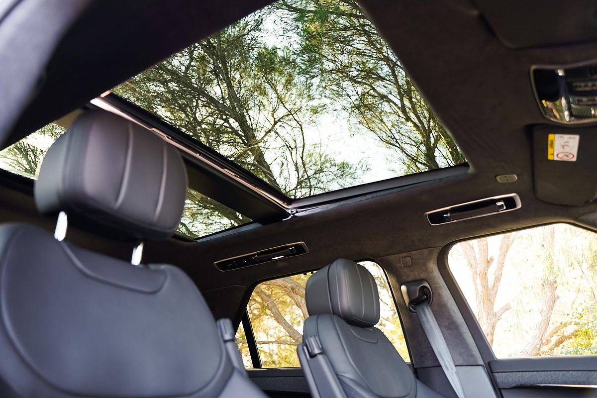 2025 Land Rover Range Rover Sport P530 Autobiography L461