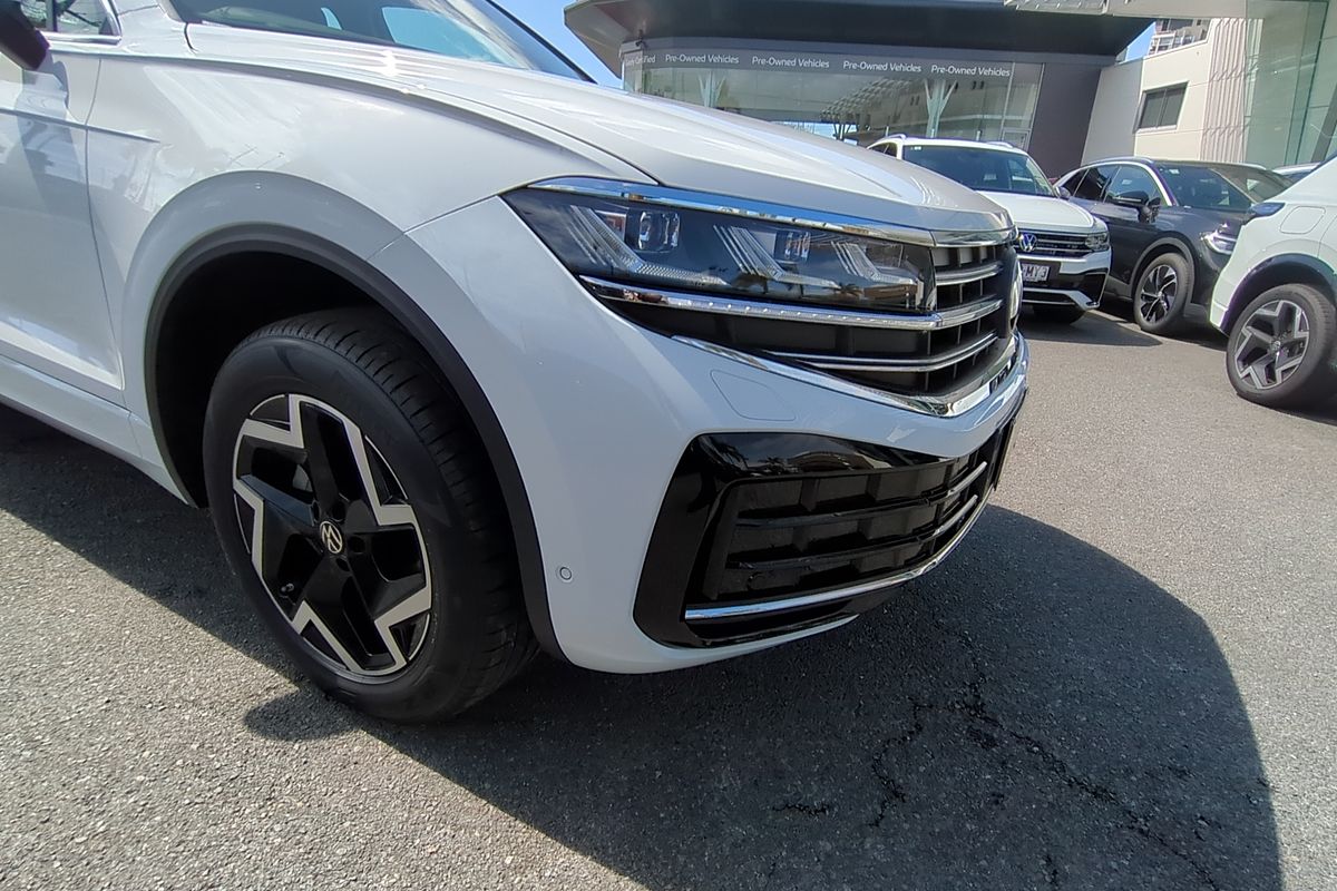 2025 Volkswagen Touareg 170TDI RC