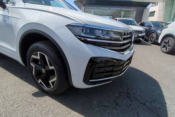 2025 Volkswagen Touareg 170TDI RC