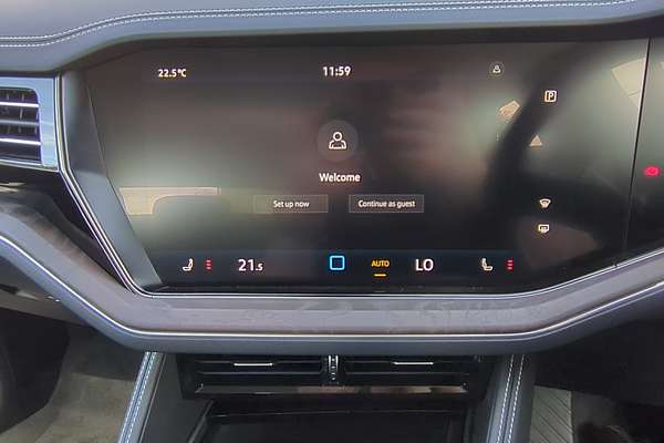 2025 Volkswagen Touareg 170TDI RC