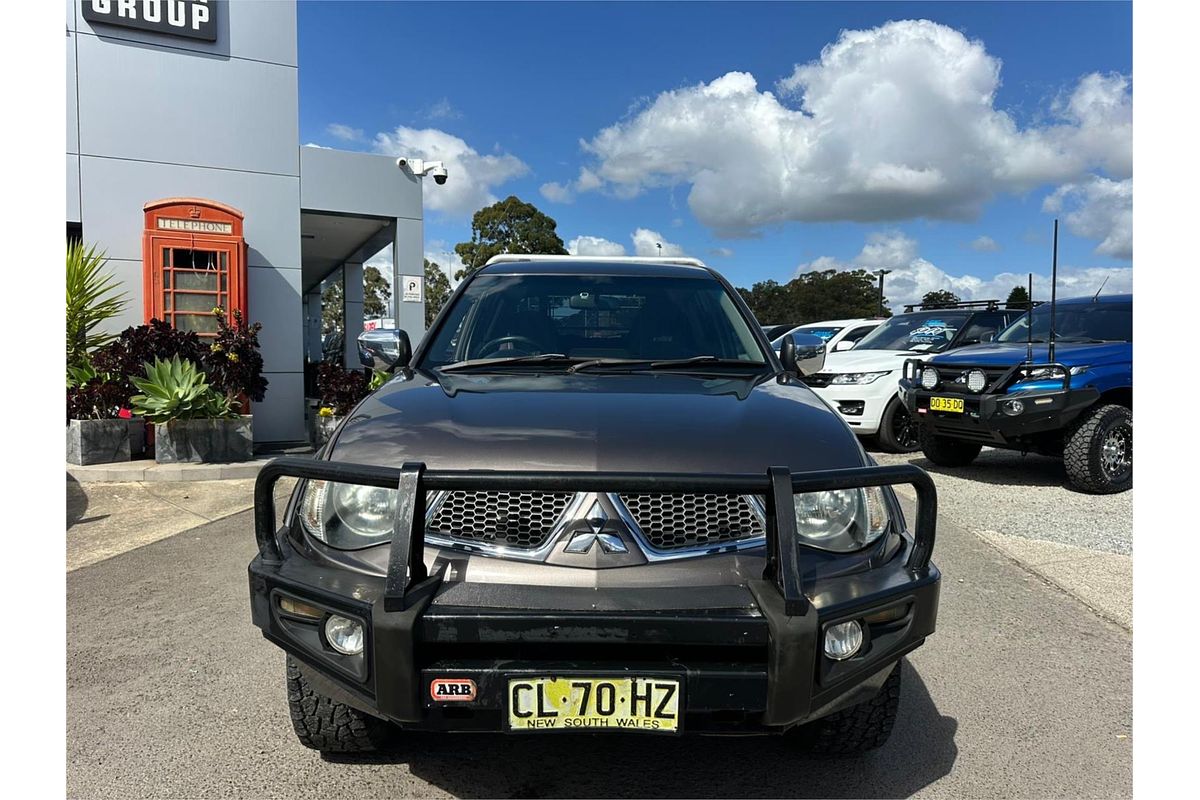 2012 Mitsubishi Triton GLX-R MN 4X4