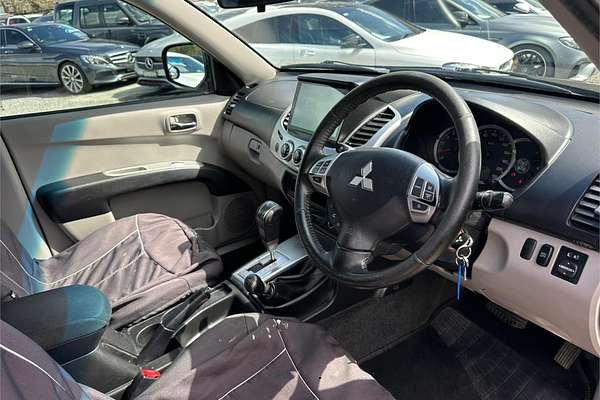2012 Mitsubishi Triton GLX-R MN 4X4