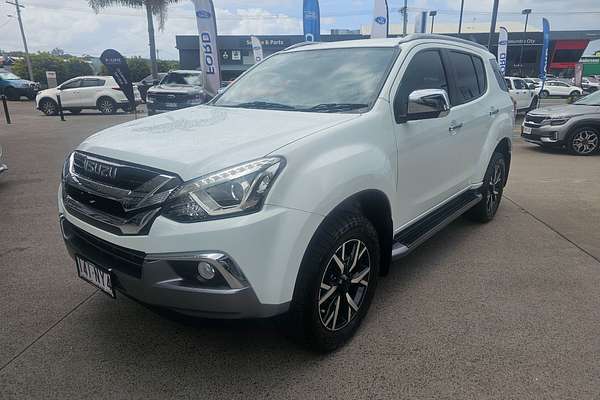 2020 Isuzu MU-X LS-T