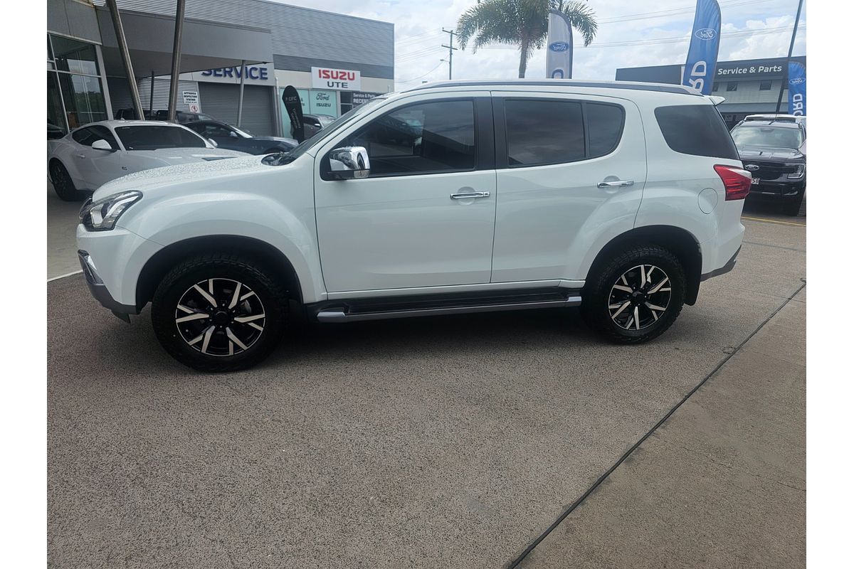 2020 Isuzu MU-X LS-T