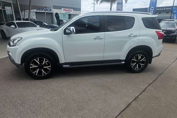 2020 Isuzu MU-X LS-T