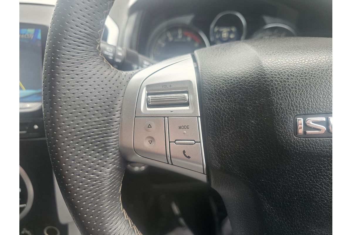 2020 Isuzu MU-X LS-T