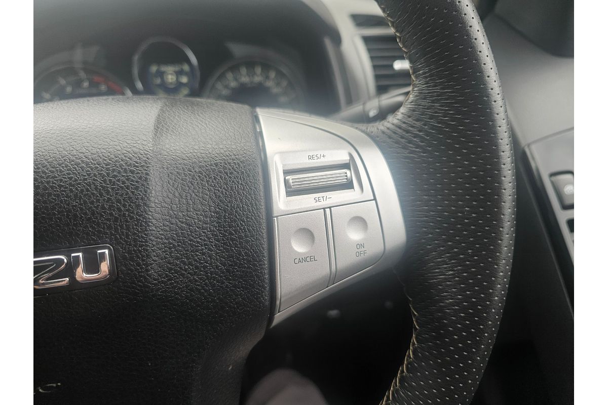 2020 Isuzu MU-X LS-T