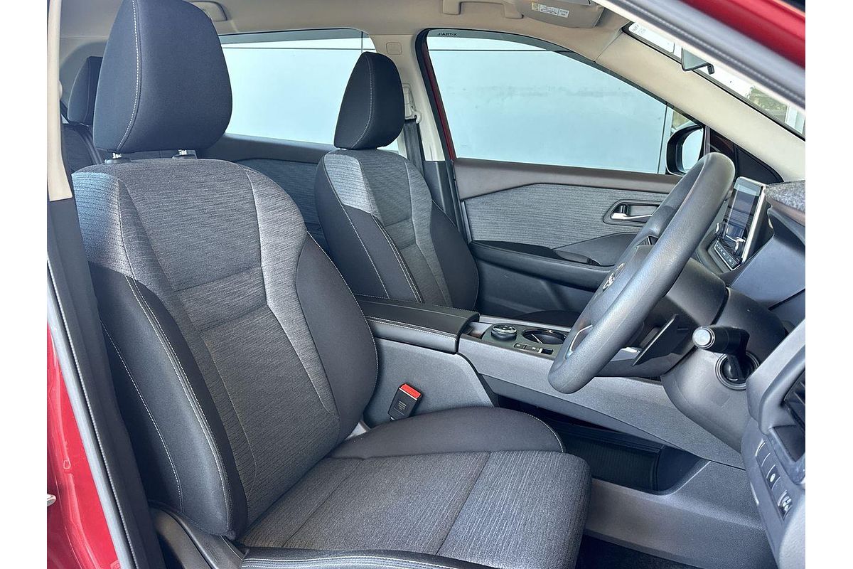 2023 Nissan X-TRAIL ST T33