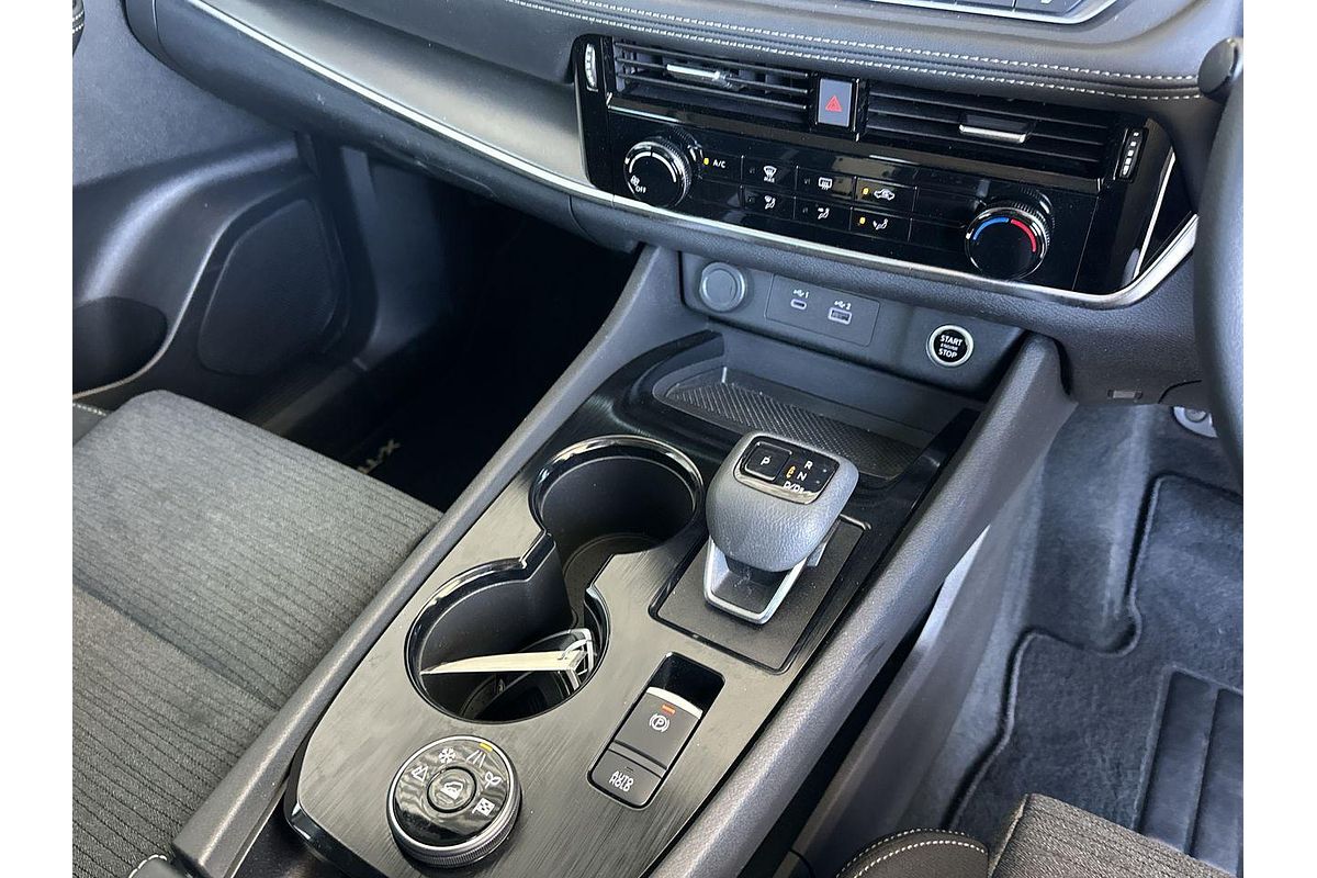 2023 Nissan X-TRAIL ST T33