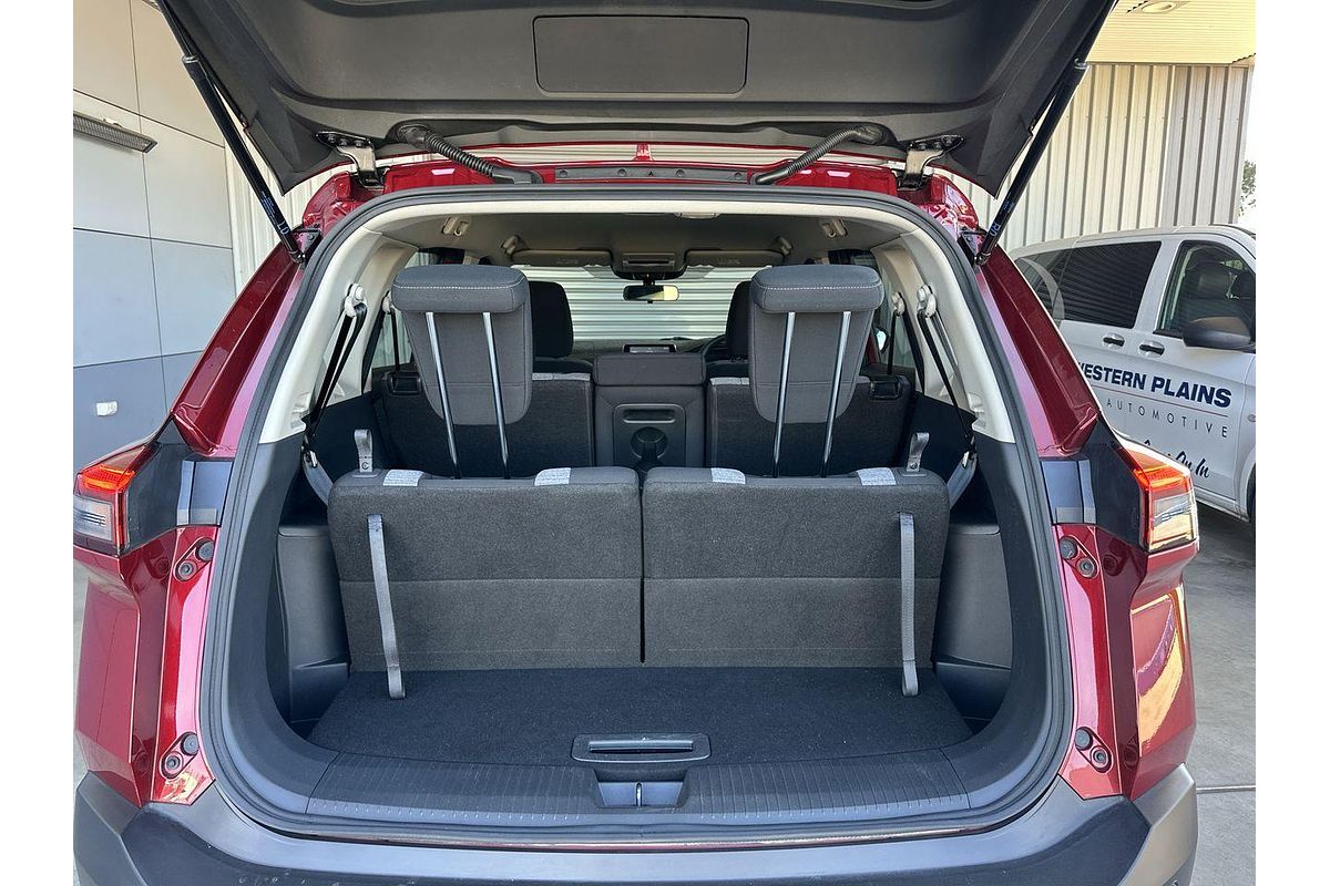 2023 Nissan X-TRAIL ST T33