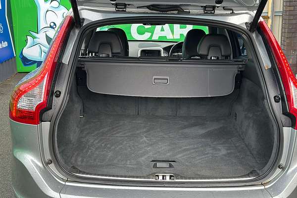 2014 Volvo XC60 T5 Kinetic