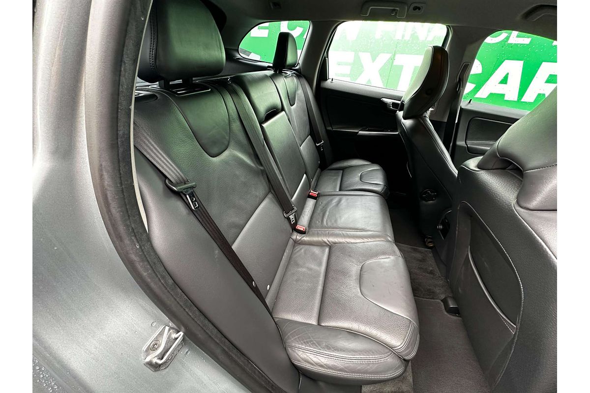2014 Volvo XC60 T5 Kinetic