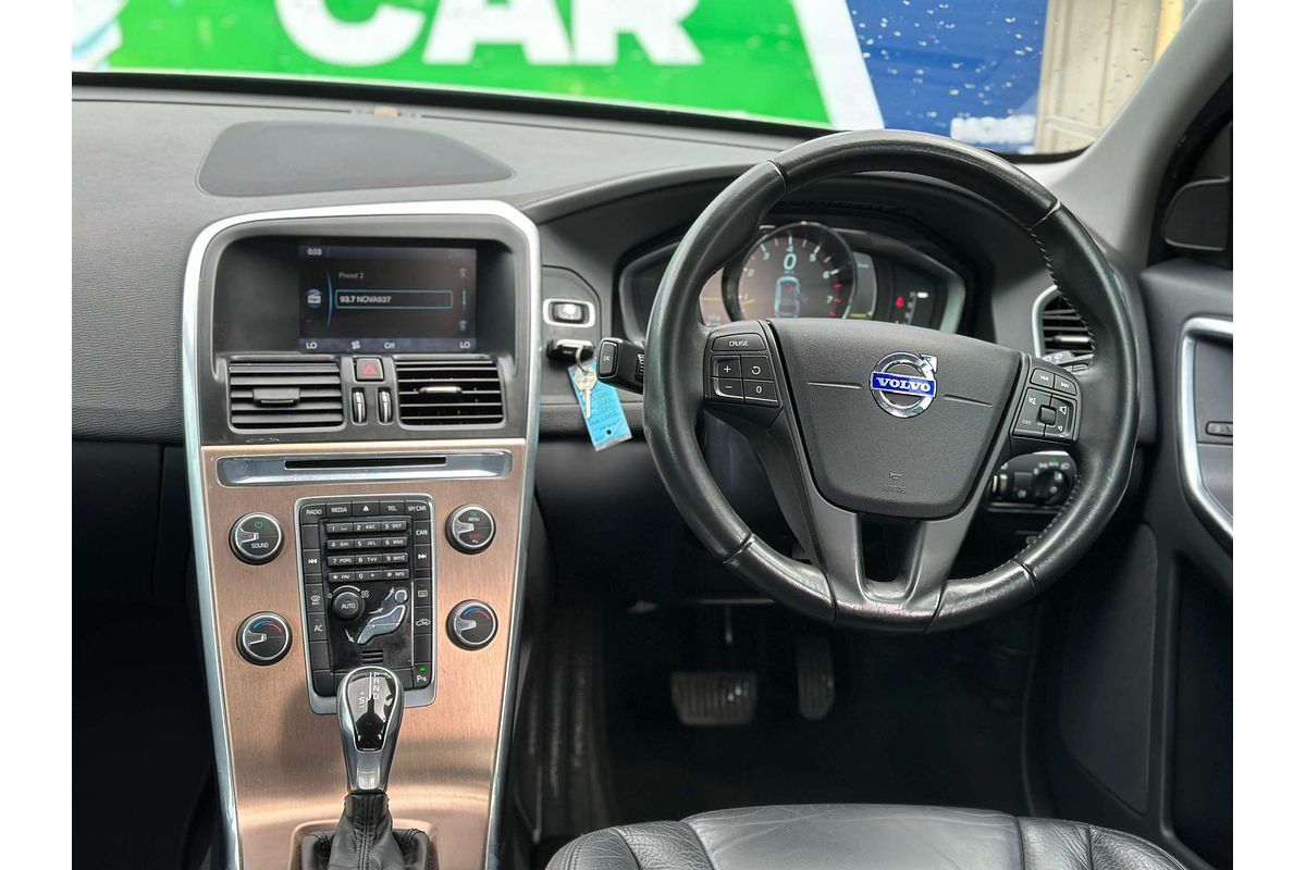2014 Volvo XC60 T5 Kinetic