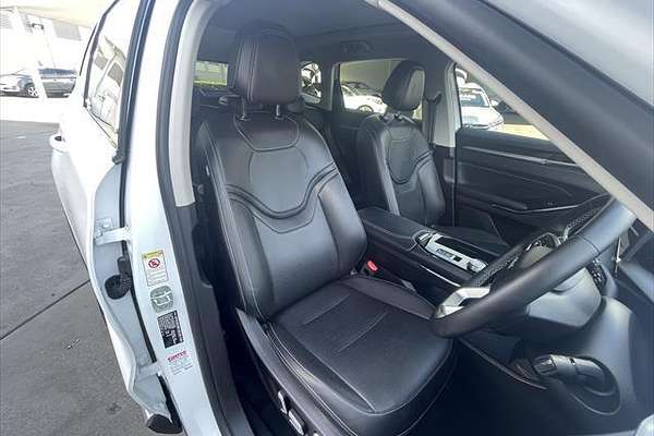 2022 GWM H6 Ultra Hybrid B01