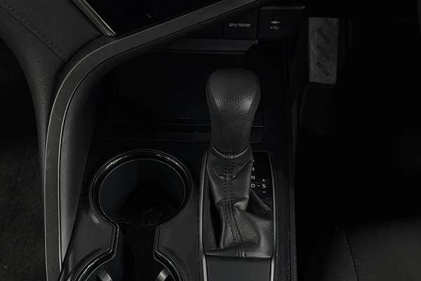 2018 Toyota Camry Ascent ASV70R