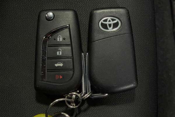 2018 Toyota Camry Ascent ASV70R