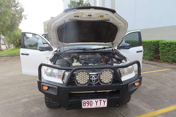 2019 Toyota Hilux SR GUN126R 4X4