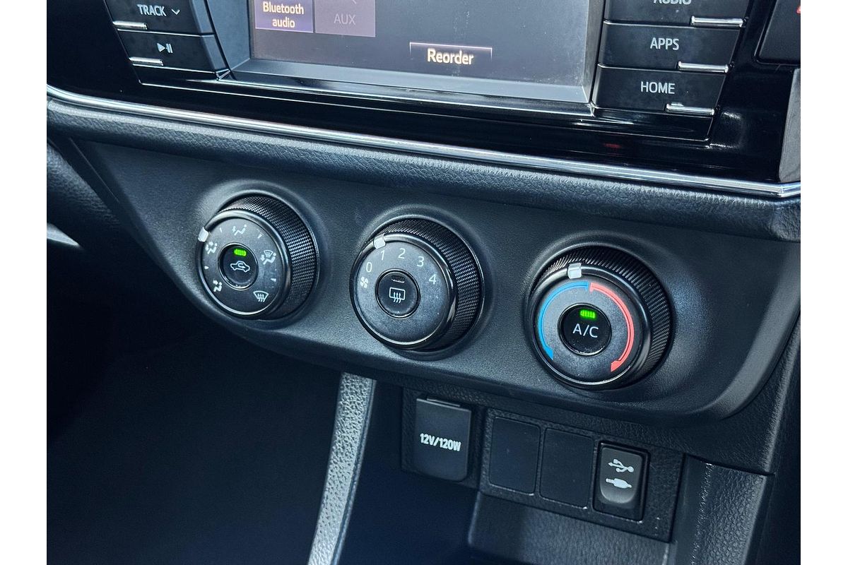 2015 Toyota Corolla SX ZRE172R