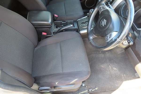 2010 Suzuki Grand Vitara JB
