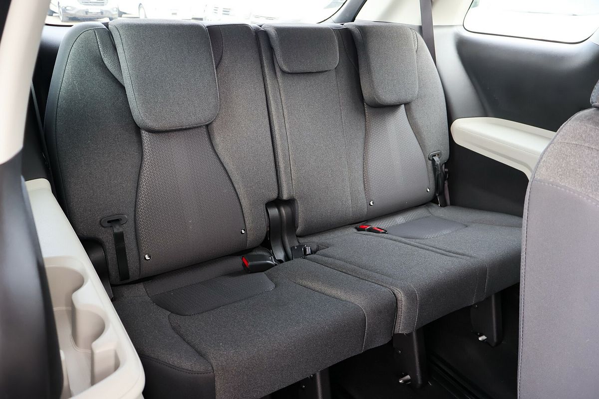 2021 Kia Carnival S KA4
