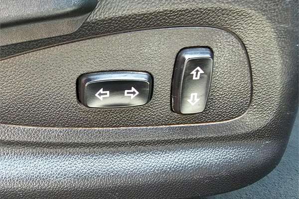 2016 Holden Commodore SV6 Black VF Series II