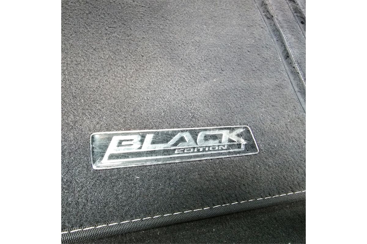 2016 Holden Commodore SV6 Black VF Series II