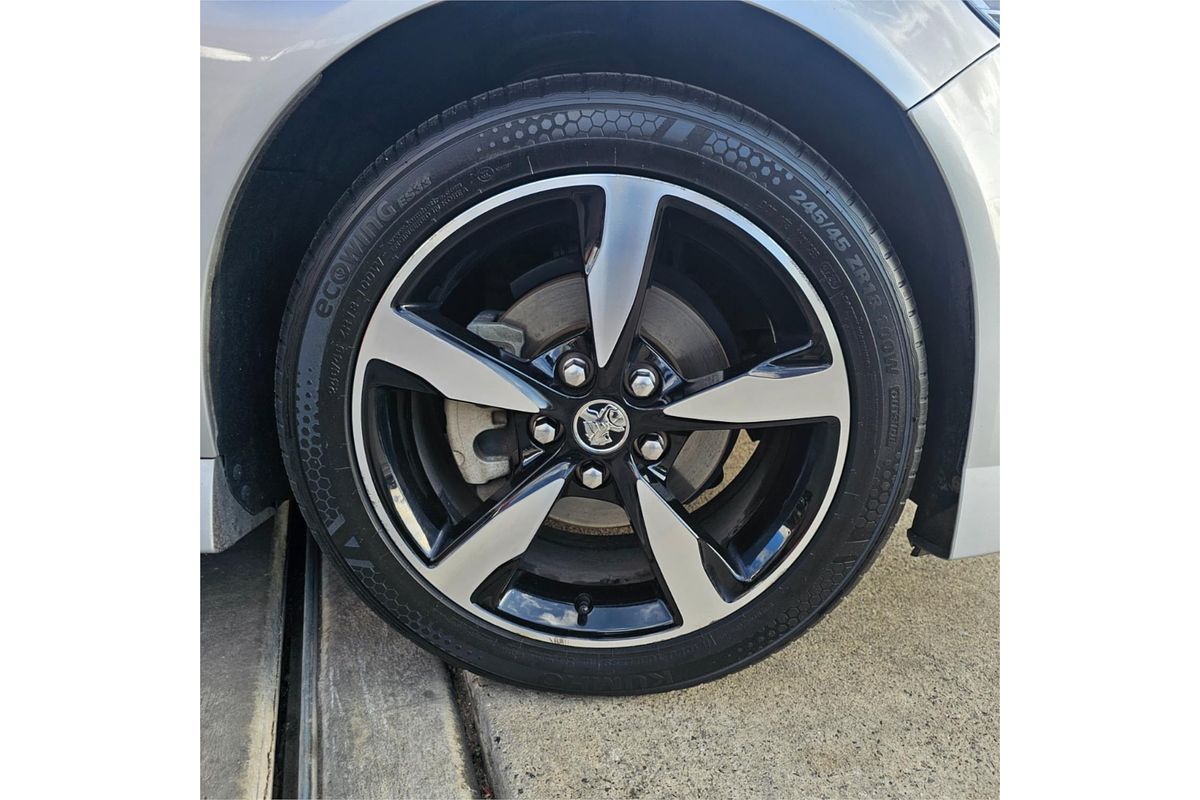 2016 Holden Commodore SV6 Black VF Series II