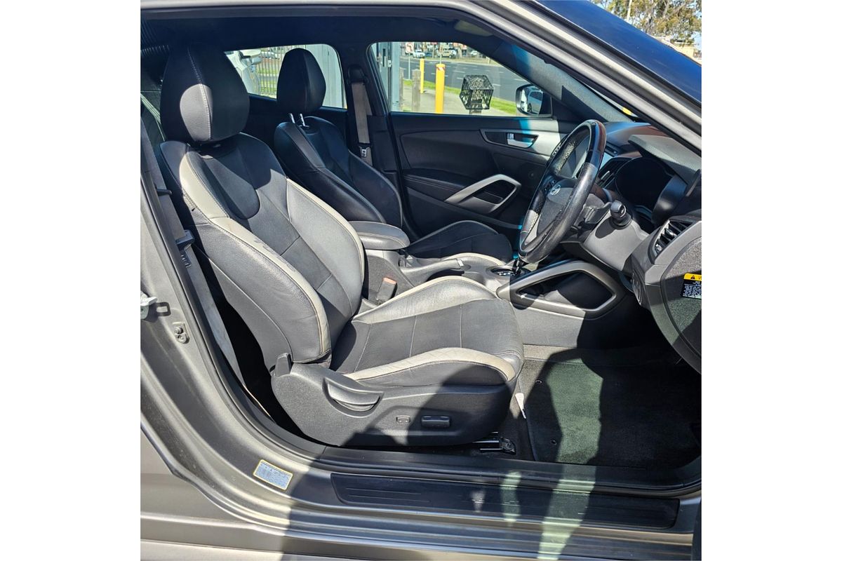 2016 Hyundai Veloster SR Turbo FS4 Series II