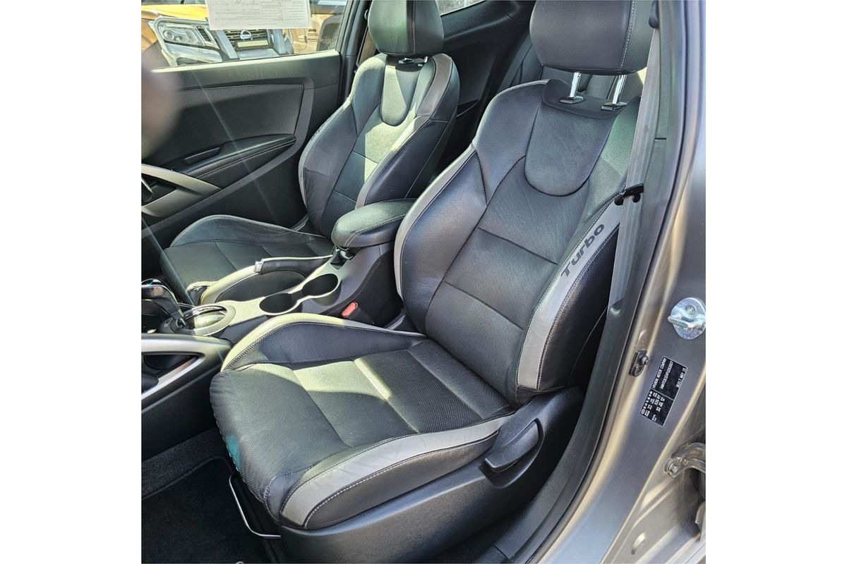 2016 Hyundai Veloster SR Turbo FS4 Series II