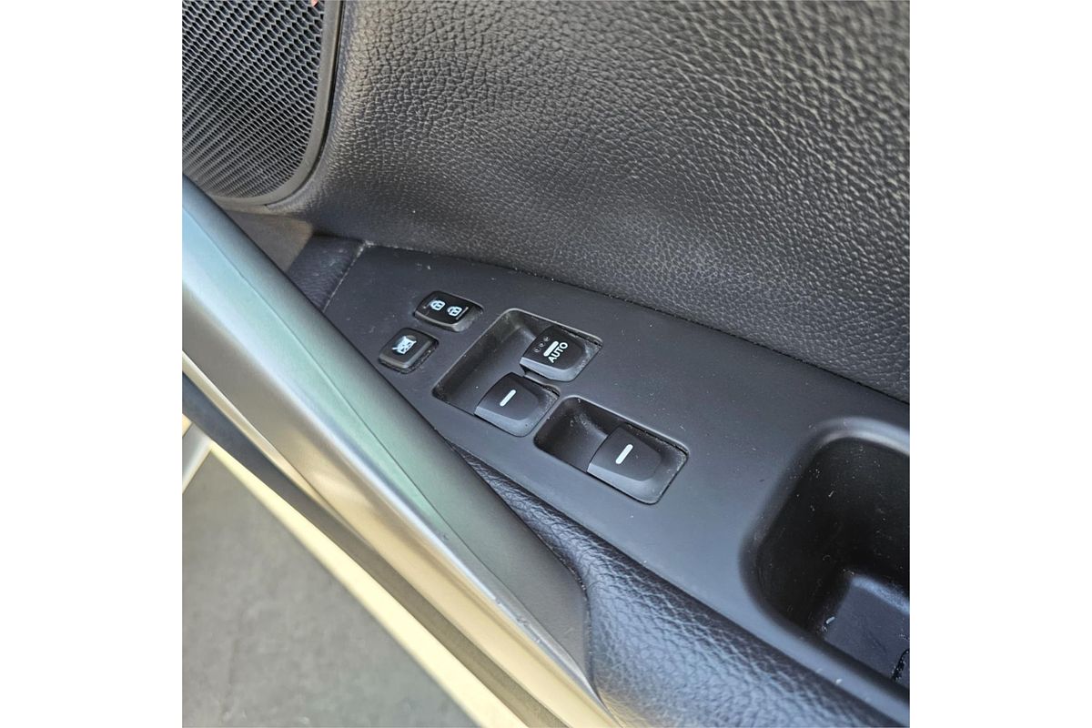 2016 Hyundai Veloster SR Turbo FS4 Series II