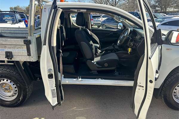 2021 Mitsubishi Triton GLX MR 4X4