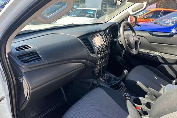 2021 Mitsubishi Triton GLX MR 4X4