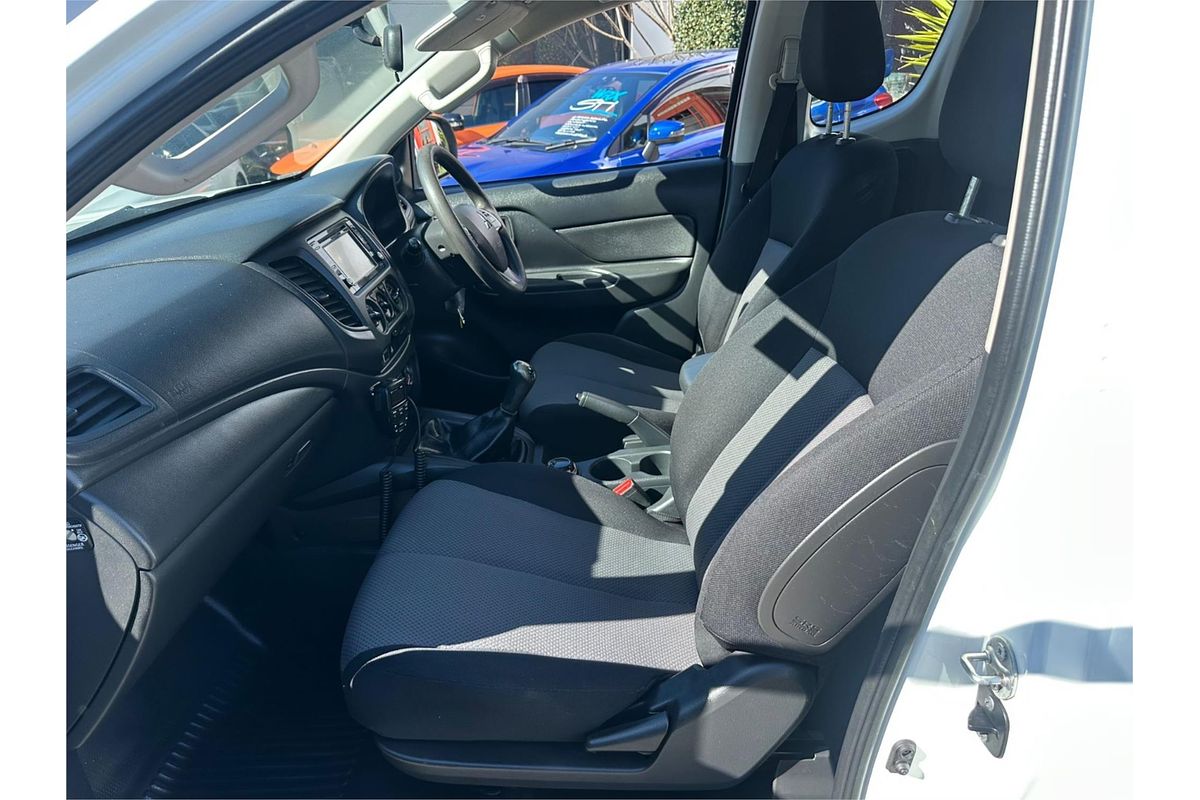 2021 Mitsubishi Triton GLX MR 4X4