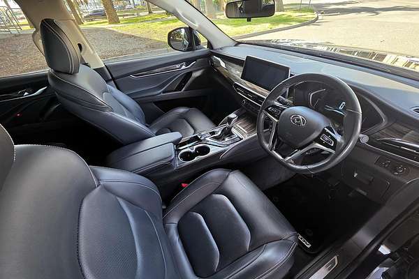 2022 LDV D90 Executive SV9A