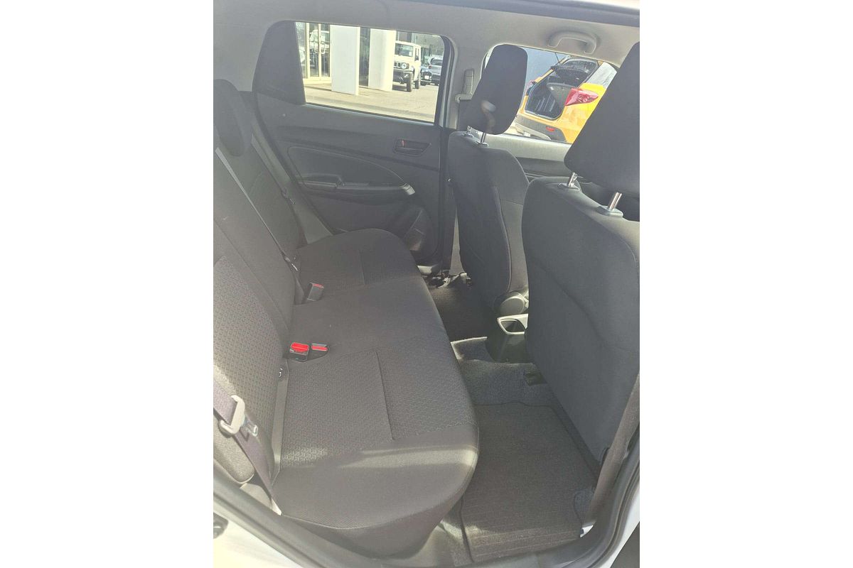 2018 Suzuki Swift GL Navigator AZ