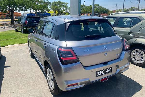 2024 Suzuki Swift Hybrid UZ