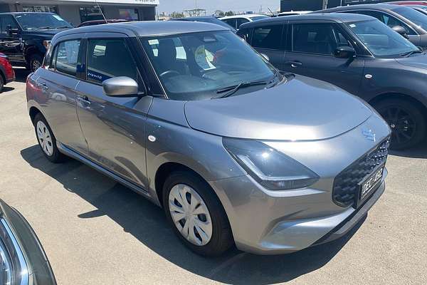 2024 Suzuki Swift Hybrid UZ
