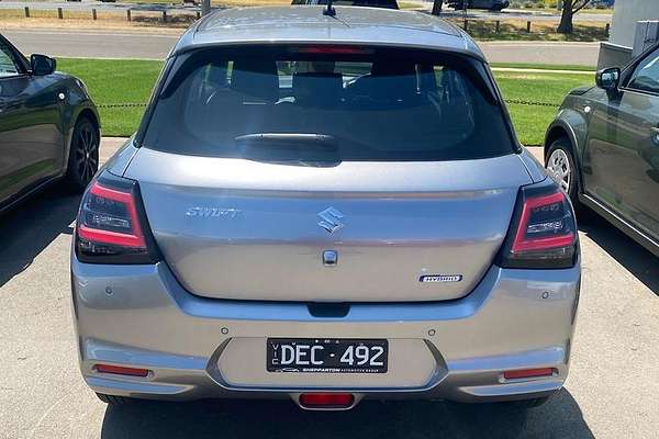 2024 Suzuki Swift Hybrid UZ