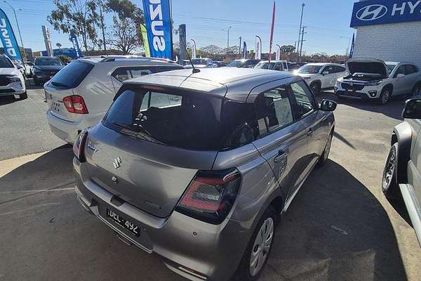 2024 Suzuki Swift Hybrid UZ