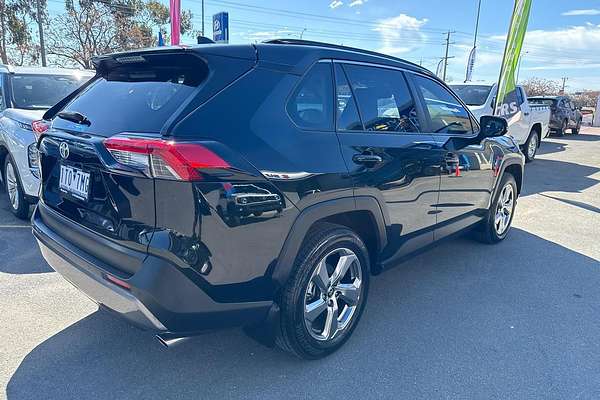 2020 Toyota RAV4 GXL MXAA52R