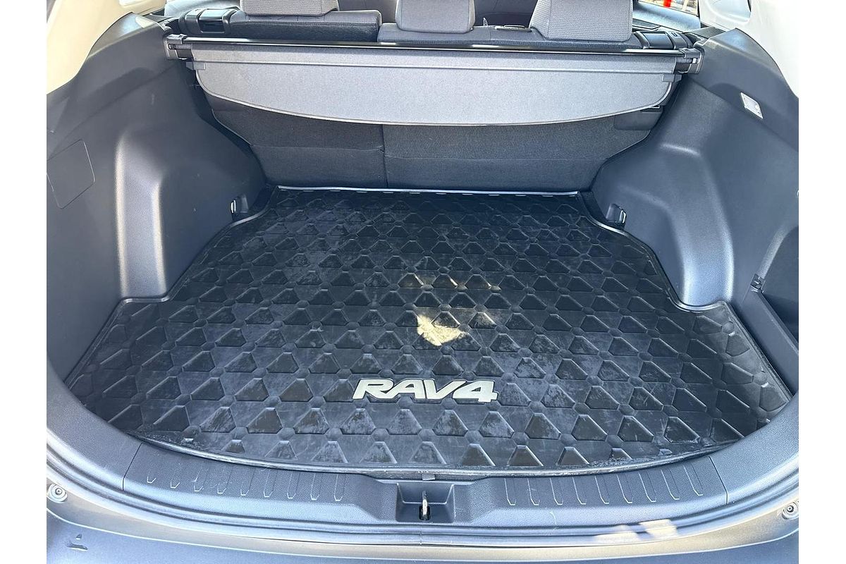 2020 Toyota RAV4 GXL MXAA52R