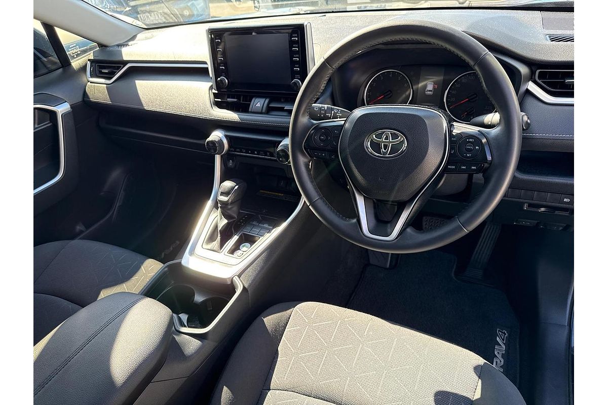 2020 Toyota RAV4 GXL MXAA52R