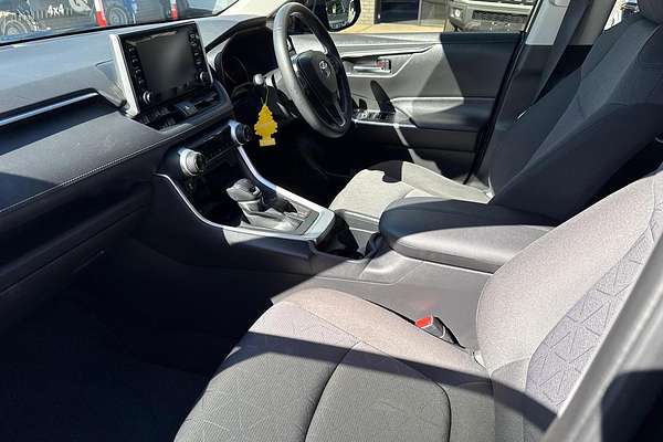 2020 Toyota RAV4 GXL MXAA52R
