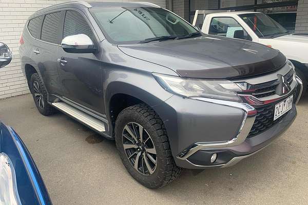 2016 Mitsubishi Pajero Sport GLX QE