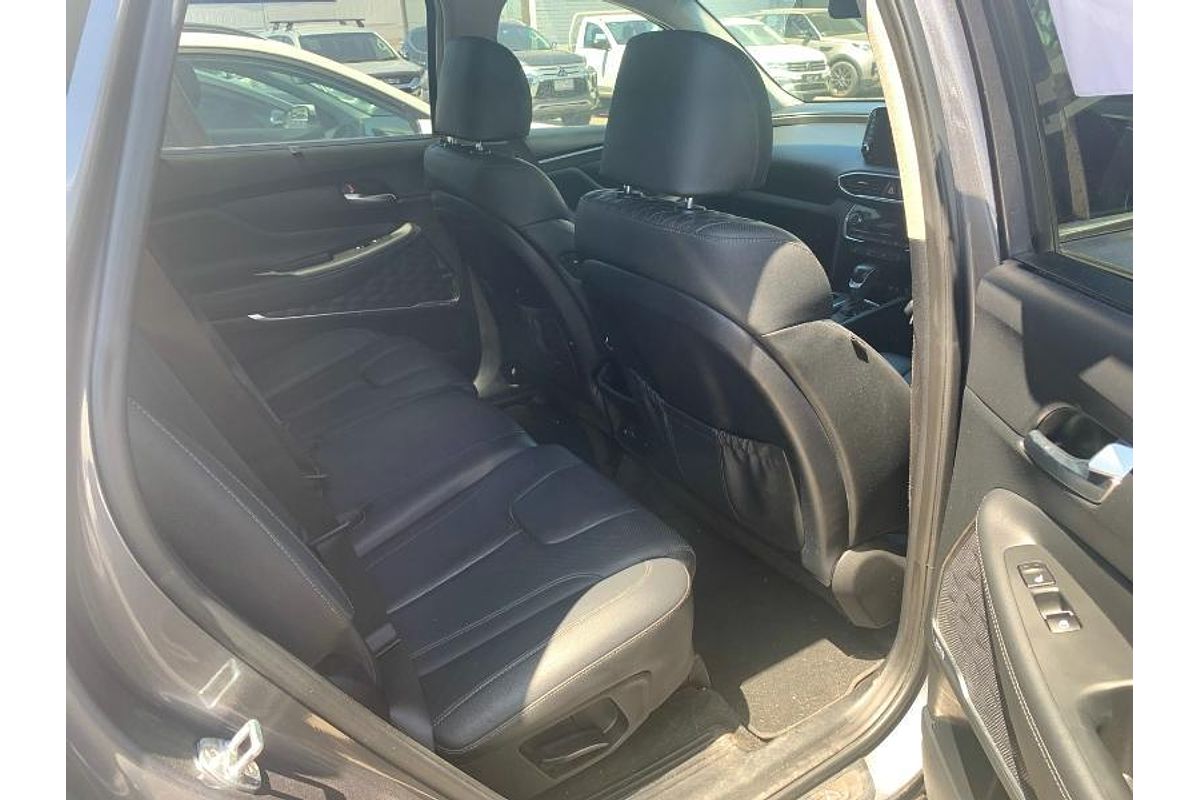 2020 Hyundai Santa Fe Highlander TM.2