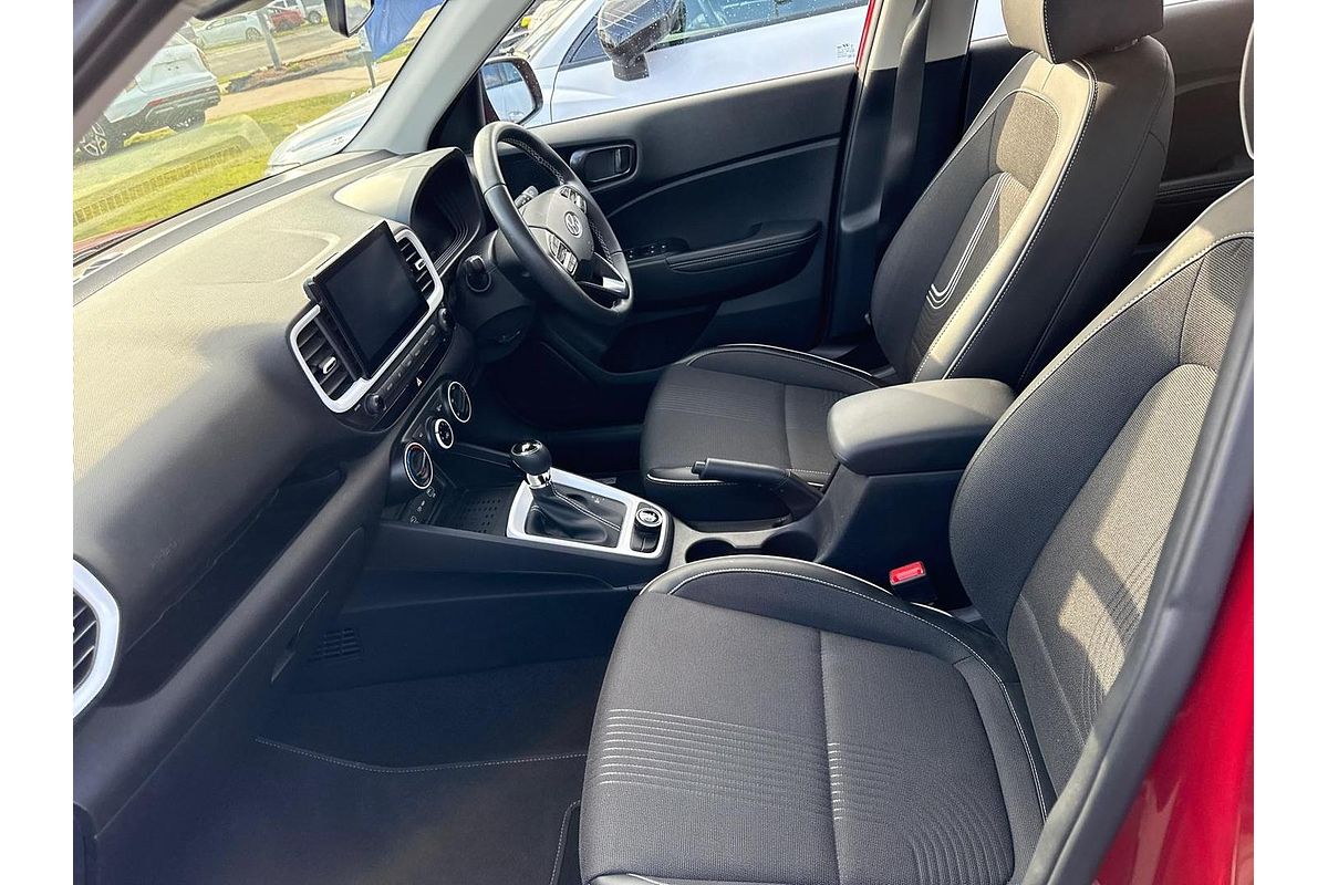 2023 Hyundai Venue Active QX.V5