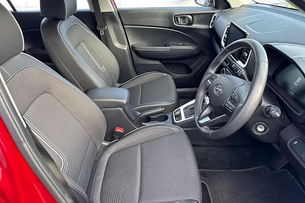 2023 Hyundai Venue Active QX.V5
