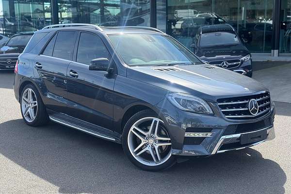 2013 Mercedes-Benz M-Class ML350 BlueTEC W166