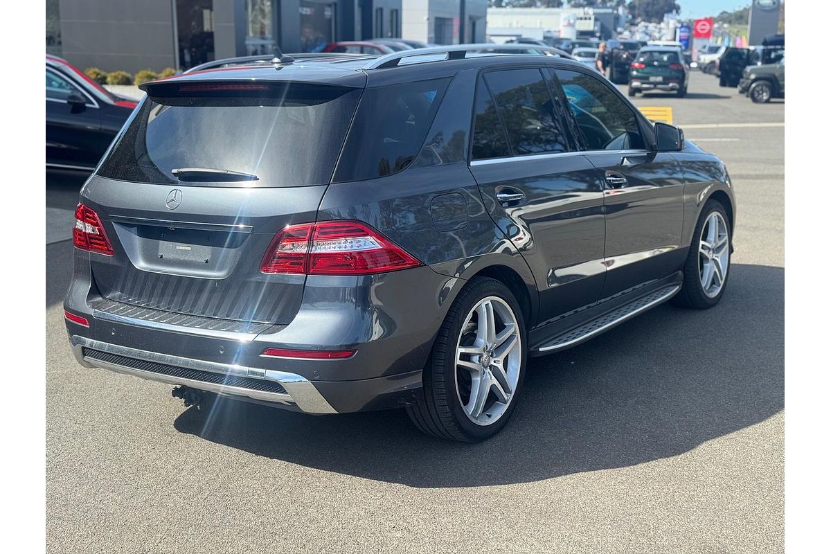 2013 Mercedes-Benz M-Class ML350 BlueTEC W166